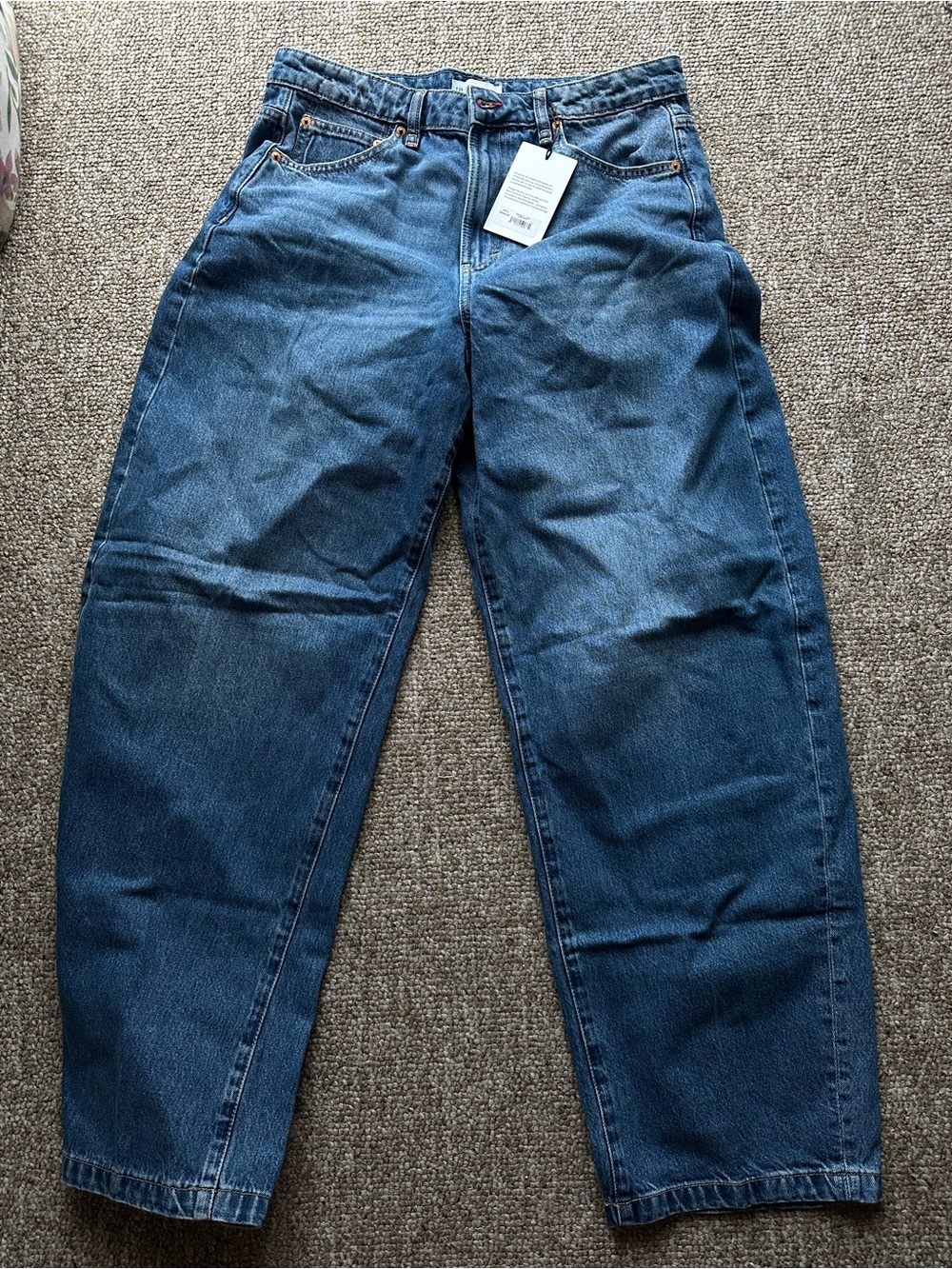 Gap × Victoria Beckham
High Rise Arc Jeans